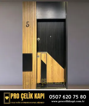 Bayraklı Çelik Kapı Modelleri - Ultra 13